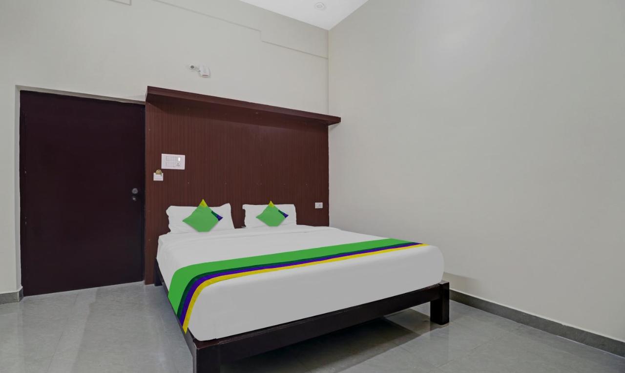 Grand Jp Inn Near 2 Km From Gundlupet Bus Stand 외부 사진