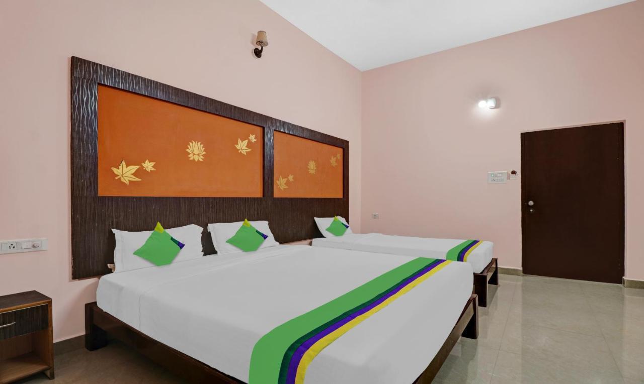 Grand Jp Inn Near 2 Km From Gundlupet Bus Stand 외부 사진